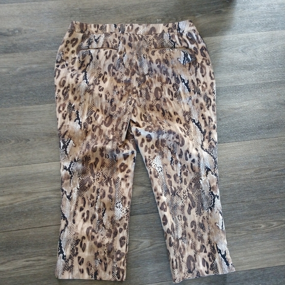 Chico's Slimming ankle Capri Pant XL Size 3 - Picture 2 of 4